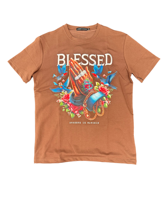 Streets is watching shirt