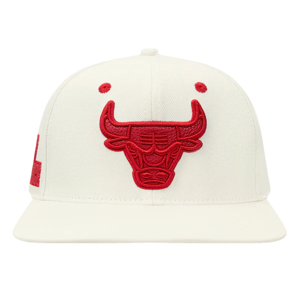 Chicago Bulls Eastern conference pro standard eggshell red snapback