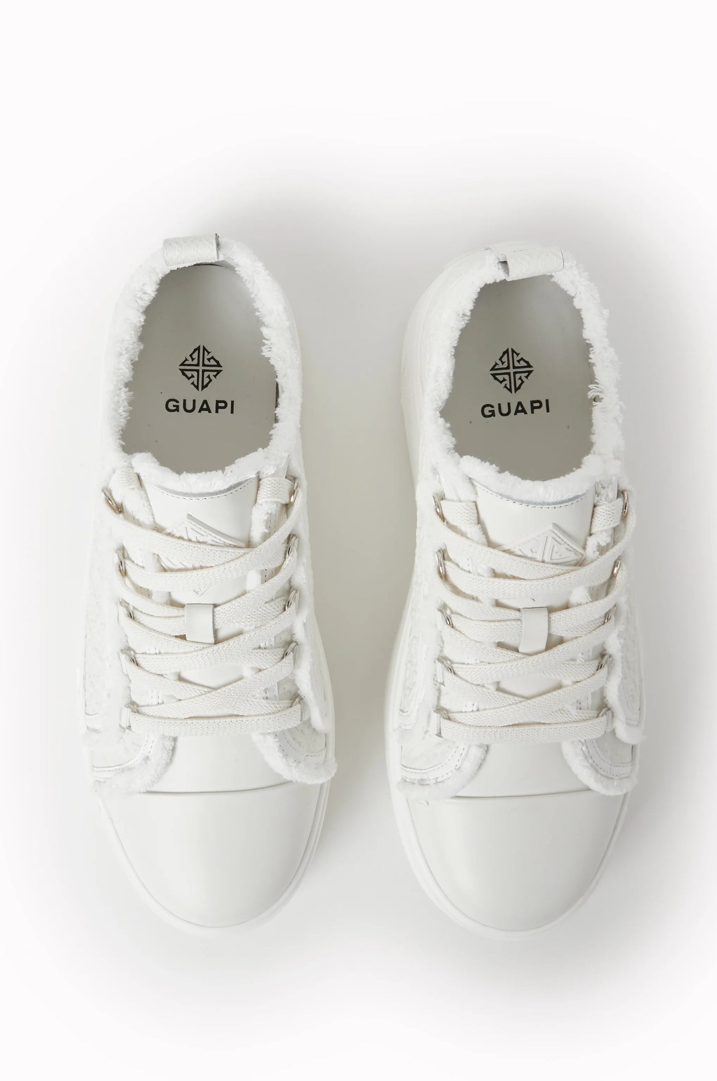 Guapi - Ghost White Void