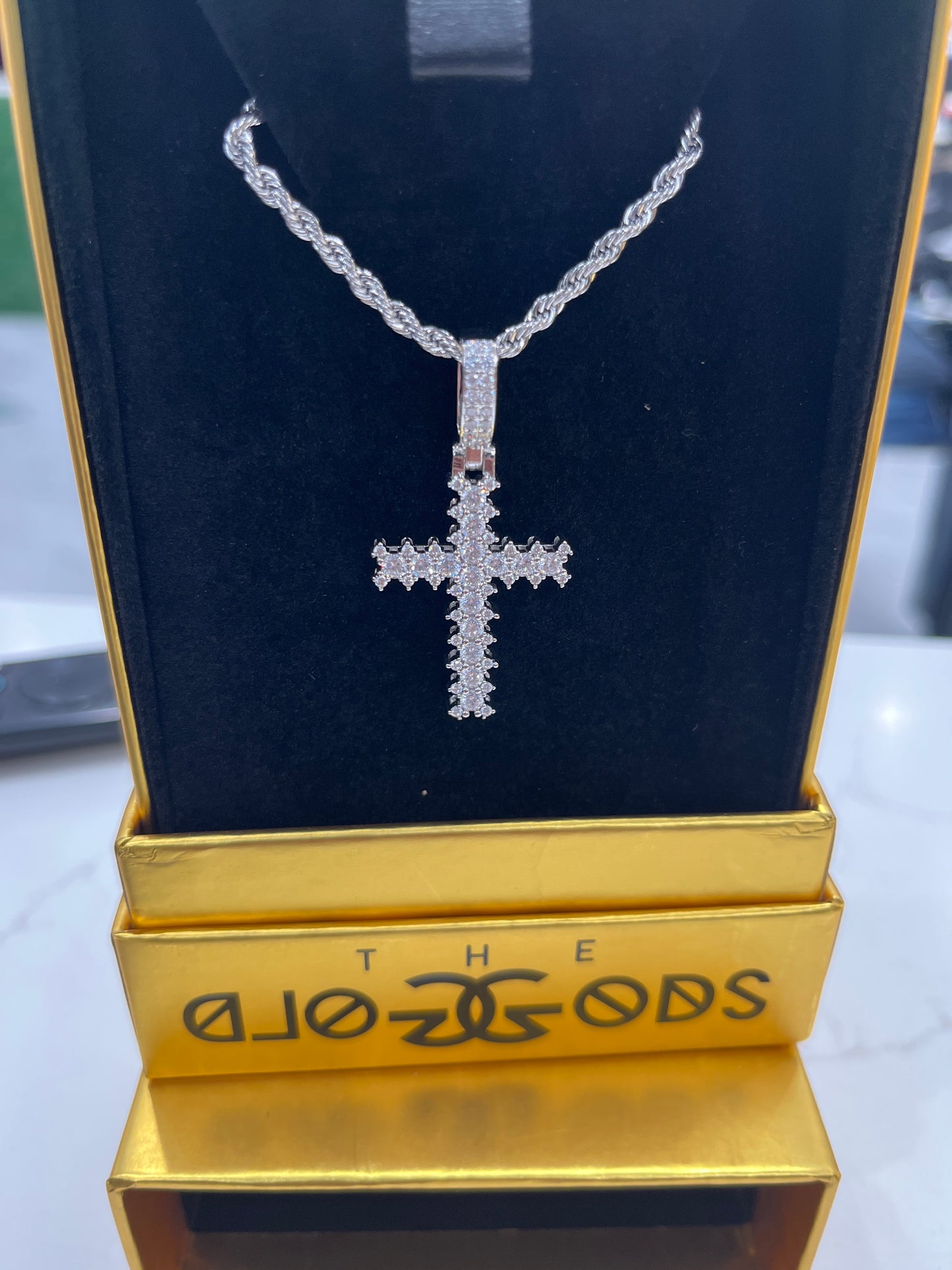 Gold Golds  “Diamond Cross Necklace Pendant & Rope Chain