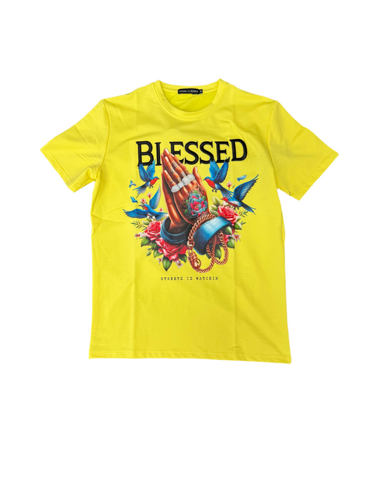 Streets is watching shirt