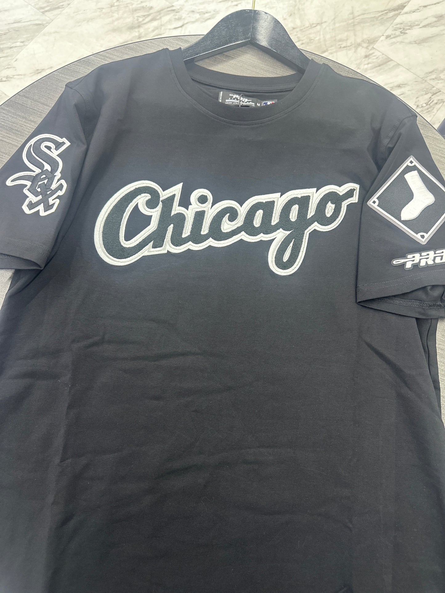 Pro Standard “Chicago White Sox” T-Shirt