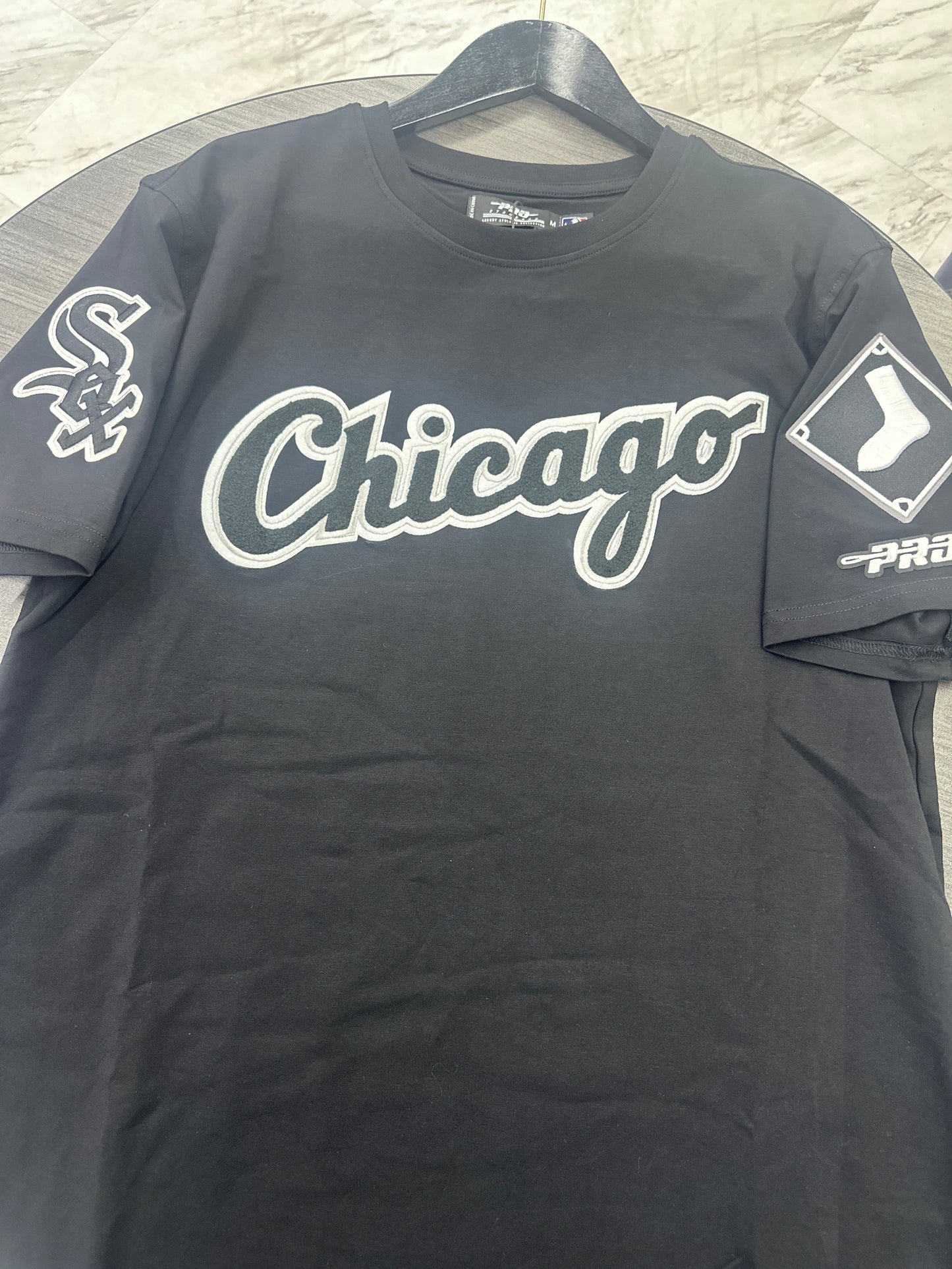 Pro Standard “Chicago White Sox” T-Shirt