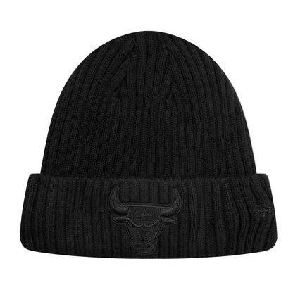 New Era Chicago Bulls Knit Hat (Black)